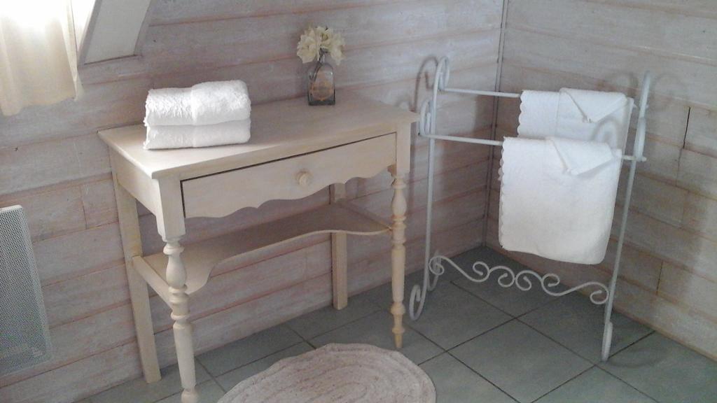 La Freneraie Otel Paulhac  Oda fotoğraf